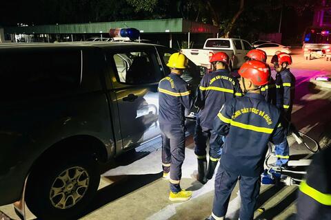 Cảnh sát PCCC huấn luyện cứu nạn cứu hộ sự cố tai nạn giao thông