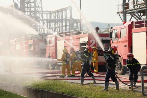 Thực tập phương án chữa cháy và cứu nạn, cứu hộ  tại Công ty TNHH Lọc hóa dầu Nghi Sơn năm 2025
