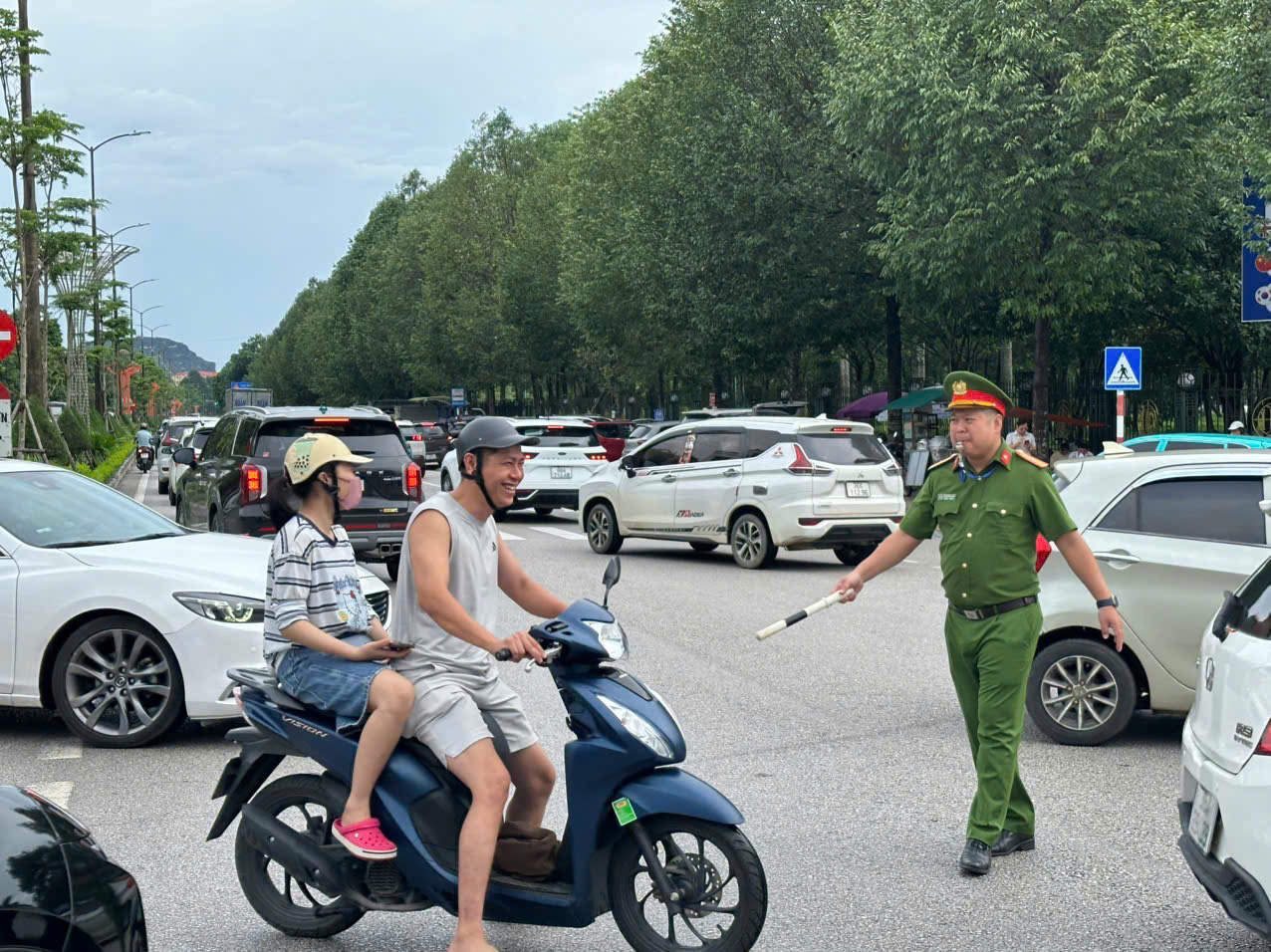 Công an phường Hạc Thành bảo đảm an ninh, an toàn kỳ thi tuyển dụng, tiếp nhận viên chức ngành Giáo dục năm 2026
