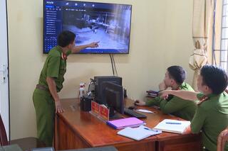 <a href="/tin-tuc-su-kien/huong-ve-co-so2" title="Phong trào toàn dân bảo vệ ANTQ" rel="dofollow">Phong trào toàn dân bảo vệ ANTQ</a>
