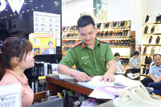 <a href="/tin-tuc-su-kien/tin-an-ninh-trat-tu" title="Tin An ninh trật tự" rel="dofollow">Tin An ninh trật tự</a>