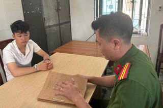 <a href="/tin-tuc-su-kien/tin-an-ninh-trat-tu" title="Tin An ninh trật tự" rel="dofollow">Tin An ninh trật tự</a>