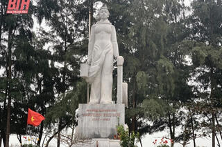 <a href="/tin-tuc-su-kien/tu-lieu" title="Tư liệu" rel="dofollow">Tư liệu</a>