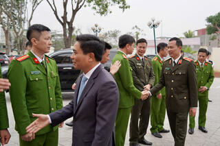 <a href="/tin-tuc-su-kien/tin-hoat-dong" title="Tin hoạt động" rel="dofollow">Tin hoạt động</a>