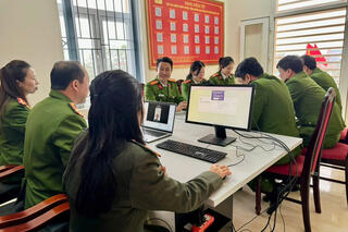 <a href="/tin-tuc-su-kien/tin-hoat-dong" title="Tin hoạt động" rel="dofollow">Tin hoạt động</a>