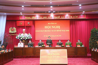 <a href="/tin-tuc-su-kien/tin-hoat-dong" title="Tin hoạt động" rel="dofollow">Tin hoạt động</a>