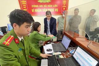 <a href="/tin-tuc-su-kien/tin-hoat-dong" title="Tin hoạt động" rel="dofollow">Tin hoạt động</a>