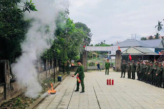 <a href="/tin-tuc-su-kien/tin-hoat-dong" title="Tin hoạt động" rel="dofollow">Tin hoạt động</a>