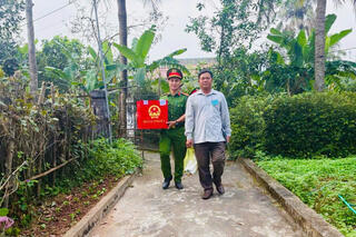 <a href="/tin-tuc-su-kien/tin-hoat-dong" title="Tin hoạt động" rel="dofollow">Tin hoạt động</a>