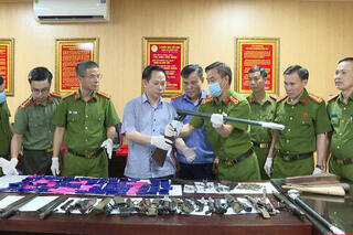 <a href="/tin-tuc-su-kien/tin-an-ninh-trat-tu" title="Tin An ninh trật tự" rel="dofollow">Tin An ninh trật tự</a>