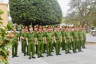 <a href="/tin-tuc-su-kien/tin-hoat-dong" title="Tin hoạt động" rel="dofollow">Tin hoạt động</a>