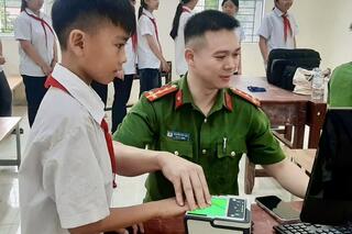 <a href="/tin-tuc-su-kien/tin-hoat-dong" title="Tin hoạt động" rel="dofollow">Tin hoạt động</a>