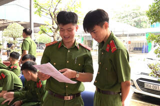 <a href="/tin-tuc-su-kien/tin-hoat-dong" title="Tin hoạt động" rel="dofollow">Tin hoạt động</a>