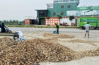 <a href="/tin-tuc-su-kien/tin-hoat-dong" title="Tin hoạt động" rel="dofollow">Tin hoạt động</a>