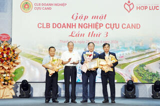 <a href="/tin-tuc-su-kien/tin-hoat-dong" title="Tin hoạt động" rel="dofollow">Tin hoạt động</a>