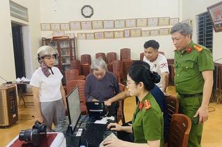 <a href="/tin-tuc-su-kien/tin-hoat-dong" title="Tin hoạt động" rel="dofollow">Tin hoạt động</a>