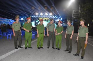 <a href="/tin-tuc-su-kien/tin-hoat-dong" title="Tin hoạt động" rel="dofollow">Tin hoạt động</a>