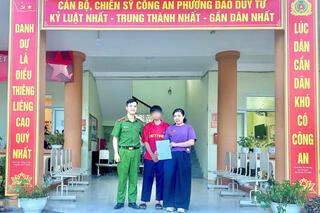 <a href="/tin-tuc-su-kien/tin-hoat-dong" title="Tin hoạt động" rel="dofollow">Tin hoạt động</a>