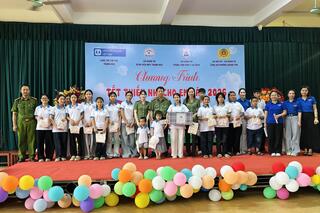 <a href="/tin-tuc-su-kien/tin-hoat-dong" title="Tin hoạt động" rel="dofollow">Tin hoạt động</a>