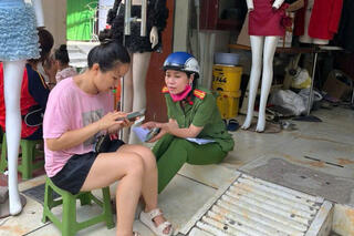 <a href="/tin-tuc-su-kien/tin-hoat-dong" title="Tin hoạt động" rel="dofollow">Tin hoạt động</a>