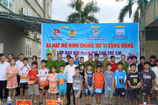 <a href="/tin-tuc-su-kien/tin-hoat-dong" title="Tin hoạt động" rel="dofollow">Tin hoạt động</a>