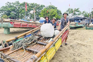 <a href="/tin-tuc-su-kien/tin-an-ninh-trat-tu" title="Tin An ninh trật tự" rel="dofollow">Tin An ninh trật tự</a>