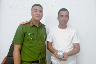 <a href="/tin-tuc-su-kien/tin-hoat-dong" title="Tin hoạt động" rel="dofollow">Tin hoạt động</a>