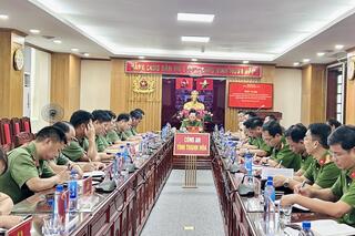 <a href="/tin-tuc-su-kien/huong-ve-co-so2" title="Phong trào toàn dân bảo vệ ANTQ" rel="dofollow">Phong trào toàn dân bảo vệ ANTQ</a>