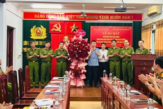 <a href="/tin-tuc-su-kien/tin-hoat-dong" title="Tin hoạt động" rel="dofollow">Tin hoạt động</a>