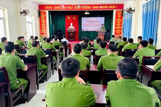 <a href="/tin-tuc-su-kien/tin-hoat-dong" title="Tin hoạt động" rel="dofollow">Tin hoạt động</a>