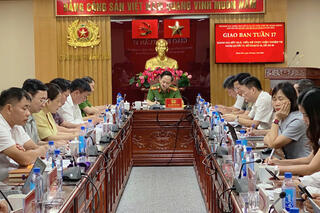 <a href="/tin-tuc-su-kien/tin-hoat-dong" title="Tin hoạt động" rel="dofollow">Tin hoạt động</a>