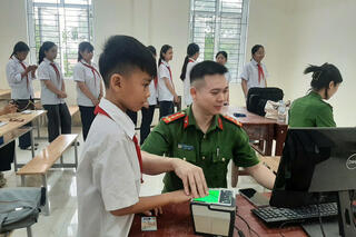 <a href="/tin-tuc-su-kien/tin-hoat-dong" title="Tin hoạt động" rel="dofollow">Tin hoạt động</a>
