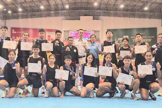 <a href="/tin-tuc-su-kien/tin-hoat-dong" title="Tin hoạt động" rel="dofollow">Tin hoạt động</a>