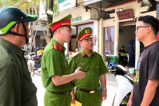 <a href="/tin-tuc-su-kien/tin-hoat-dong" title="Tin hoạt động" rel="dofollow">Tin hoạt động</a>