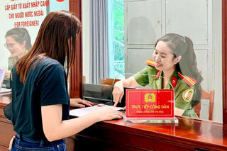<a href="/tin-tuc-su-kien/tin-hoat-dong" title="Tin hoạt động" rel="dofollow">Tin hoạt động</a>