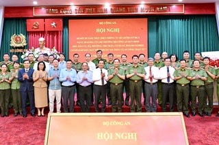 <a href="/tin-tuc-su-kien/tin-hoat-dong" title="Tin hoạt động" rel="dofollow">Tin hoạt động</a>