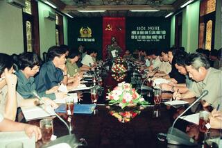 <a href="/tin-tuc-su-kien/tu-lieu" title="Tư liệu" rel="dofollow">Tư liệu</a>