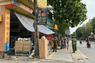 <a href="/tin-tuc-su-kien/tin-hoat-dong" title="Tin hoạt động" rel="dofollow">Tin hoạt động</a>