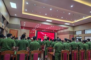 <a href="/tin-tuc-su-kien/tin-an-ninh-trat-tu" title="Tin An ninh trật tự" rel="dofollow">Tin An ninh trật tự</a>