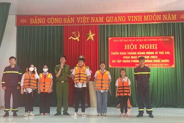 <a href="/tin-tuc-su-kien/huong-ve-co-so2" title="Phong trào toàn dân bảo vệ ANTQ" rel="dofollow">Phong trào toàn dân bảo vệ ANTQ</a>