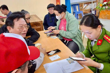 <a href="/tin-tuc-su-kien/tin-hoat-dong" title="Tin hoạt động" rel="dofollow">Tin hoạt động</a>