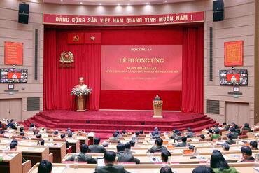 <a href="/tin-tuc-su-kien/tin-hoat-dong" title="Tin hoạt động" rel="dofollow">Tin hoạt động</a>