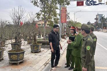 <a href="/tin-tuc-su-kien/tin-hoat-dong" title="Tin hoạt động" rel="dofollow">Tin hoạt động</a>