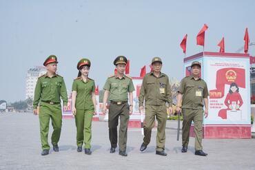 <a href="/tin-tuc-su-kien/tin-hoat-dong" title="Tin hoạt động" rel="dofollow">Tin hoạt động</a>