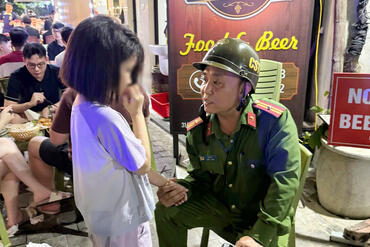 <a href="/tin-tuc-su-kien/tin-hoat-dong" title="Tin hoạt động" rel="dofollow">Tin hoạt động</a>