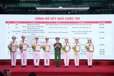 <a href="/tin-tuc-su-kien/tin-hoat-dong" title="Tin hoạt động" rel="dofollow">Tin hoạt động</a>