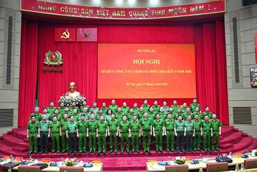 <a href="/tin-tuc-su-kien/tin-hoat-dong" title="Tin hoạt động" rel="dofollow">Tin hoạt động</a>