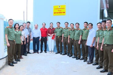 <a href="/tin-tuc-su-kien/tin-hoat-dong" title="Tin hoạt động" rel="dofollow">Tin hoạt động</a>