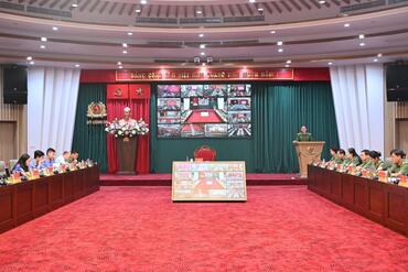 <a href="/tin-tuc-su-kien/tin-hoat-dong" title="Tin hoạt động" rel="dofollow">Tin hoạt động</a>