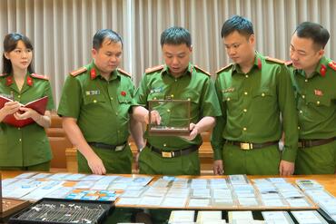 <a href="/tin-tuc-su-kien/tin-an-ninh-trat-tu" title="Tin An ninh trật tự" rel="dofollow">Tin An ninh trật tự</a>